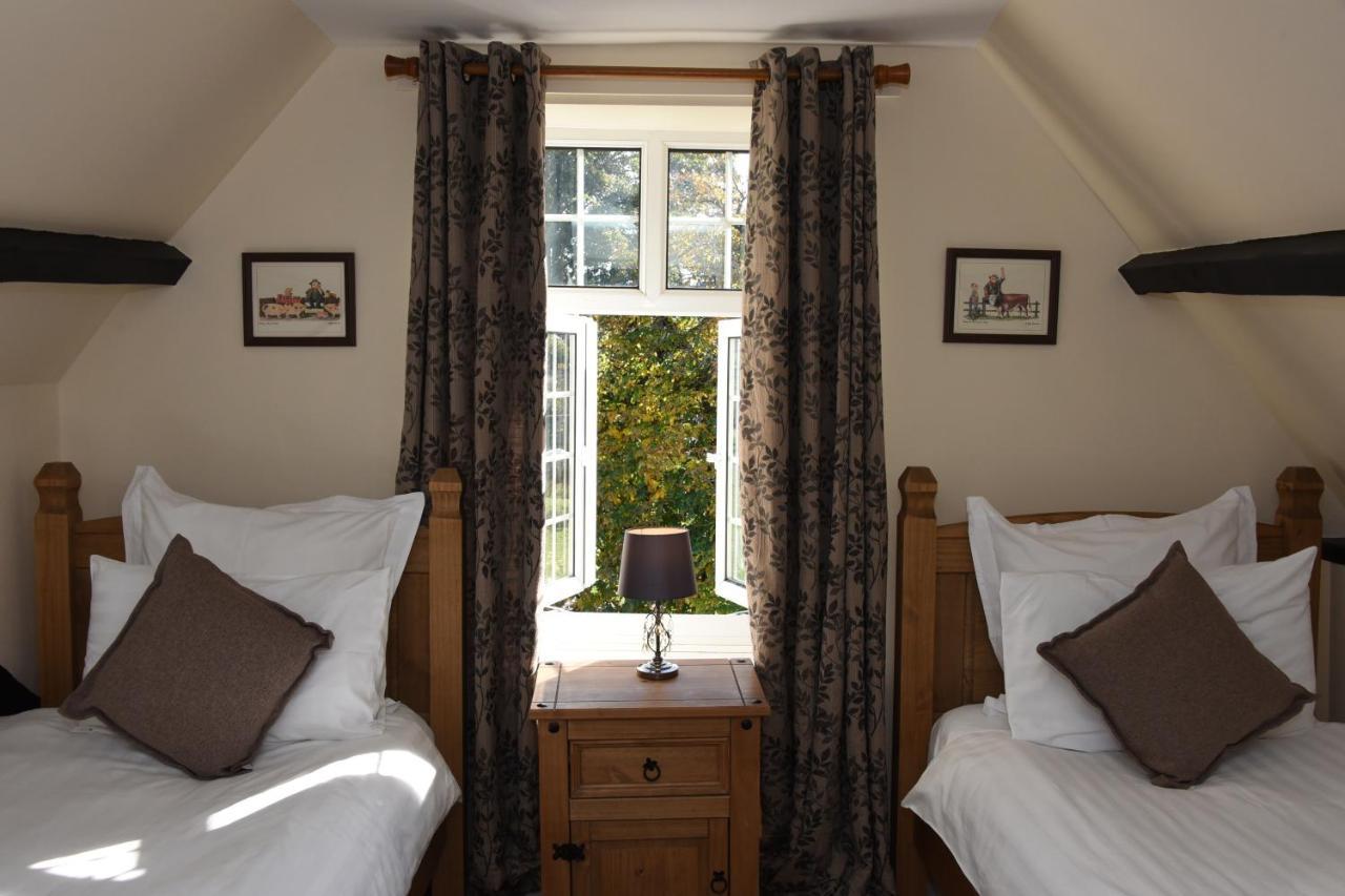 The Llanelwedd Arms Hotel Builth Wells Exterior photo
