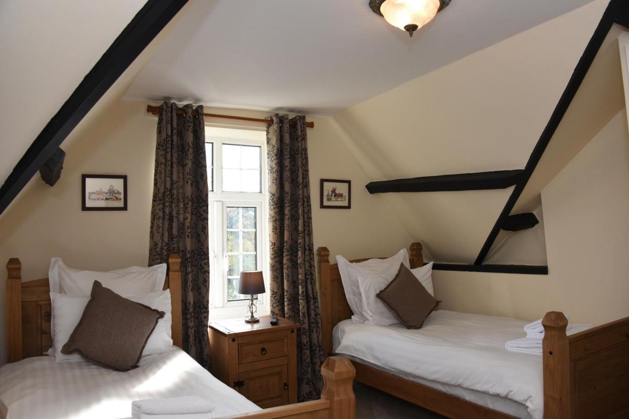 The Llanelwedd Arms Hotel Builth Wells Exterior photo