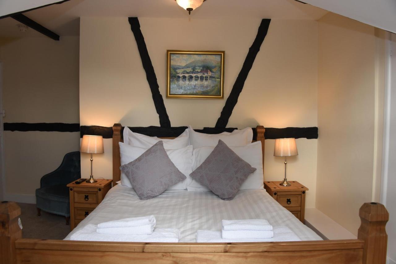 The Llanelwedd Arms Hotel Builth Wells Exterior photo