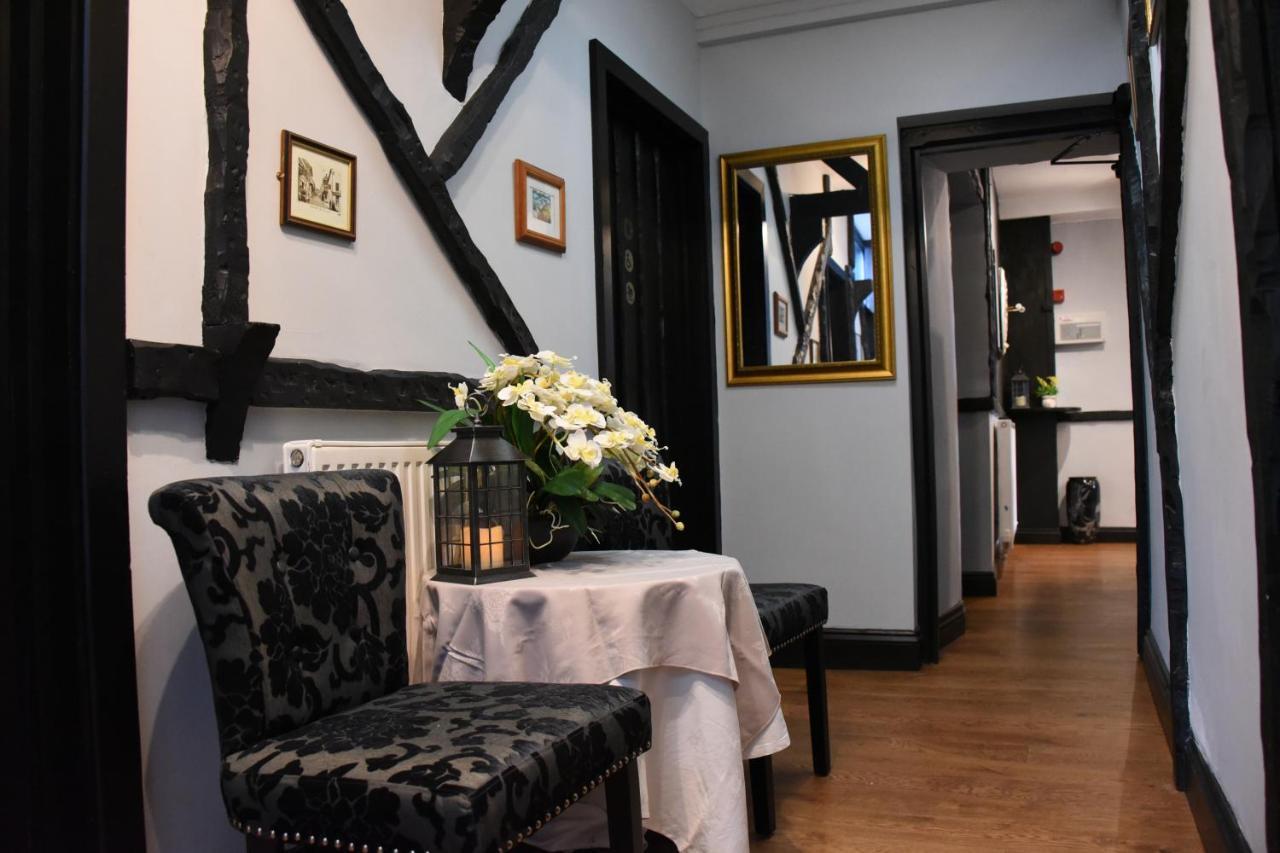 The Llanelwedd Arms Hotel Builth Wells Exterior photo